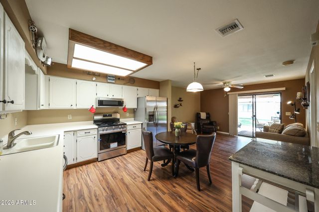 2064 S FARNSWORTH Drive 25, Mesa, AZ 85209