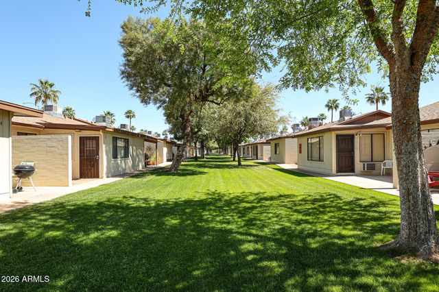 2064 S FARNSWORTH Drive 25, Mesa, AZ 85209