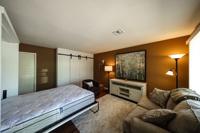 2064 S FARNSWORTH Drive 25, Mesa, AZ 85209