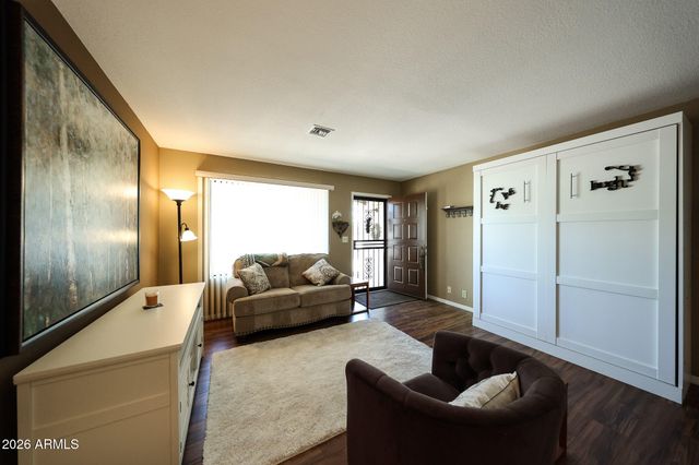 2064 S FARNSWORTH Drive 25, Mesa, AZ 85209