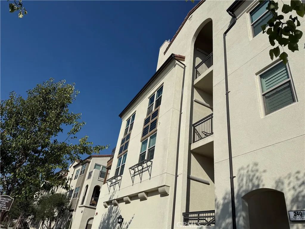 240 Buena Vida, Brea, CA 92823