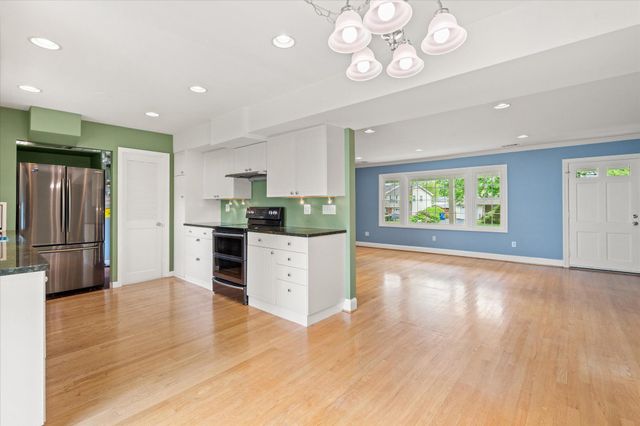 5406 DUNSMORE RD, Alexandria, VA 22315