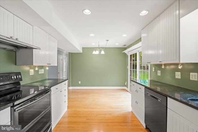 5406 DUNSMORE RD, Alexandria, VA 22315