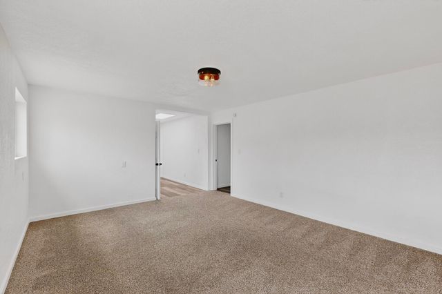 228 Garcia Street NE, Albuquerque, NM 87123