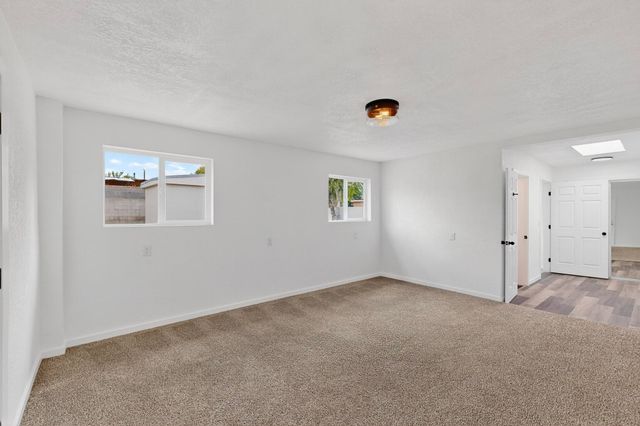 228 Garcia Street NE, Albuquerque, NM 87123