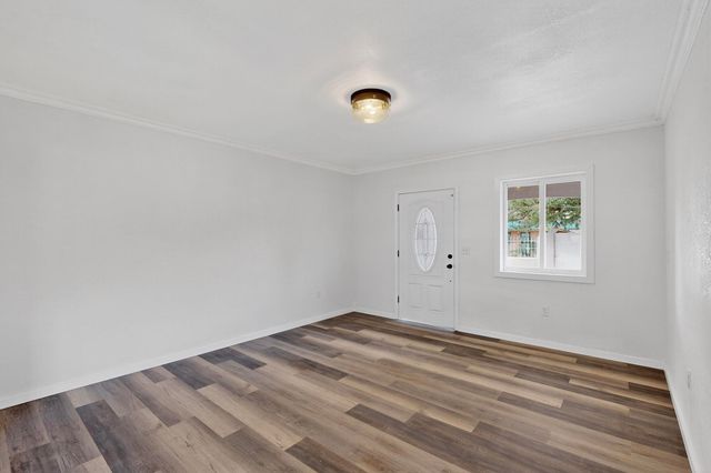 228 Garcia Street NE, Albuquerque, NM 87123