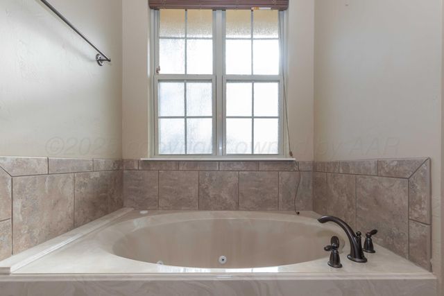 4 Shinnecock Drive, Amarillo, TX 79124