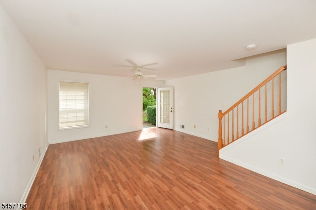 215 Stratford Dr, Nutley Twp., NJ 07110 — photo 5