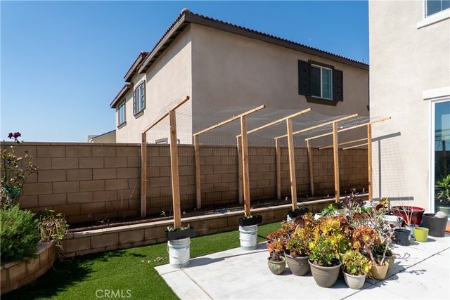 5007 Bay Laurel, Fontana, CA 92336