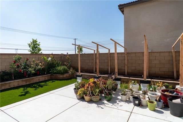 5007 Bay Laurel, Fontana, CA 92336