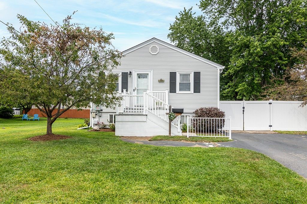 140 Carman Street, Cranston, RI 02910