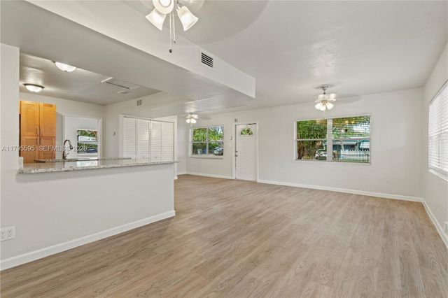 3121 NE 13th Ave, Pompano Beach, FL 33064