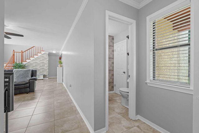 1841 E Smugglers Cove Drive, Gulf Breeze, FL 32563