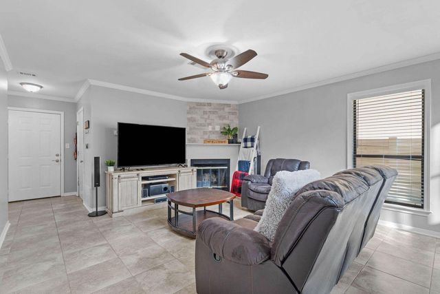 1841 E Smugglers Cove Drive, Gulf Breeze, FL 32563