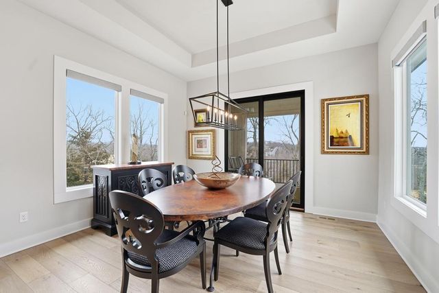 27229 W 100th Terrace, Olathe, KS 66061