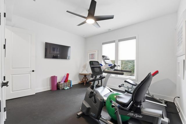 27229 W 100th Terrace, Olathe, KS 66061