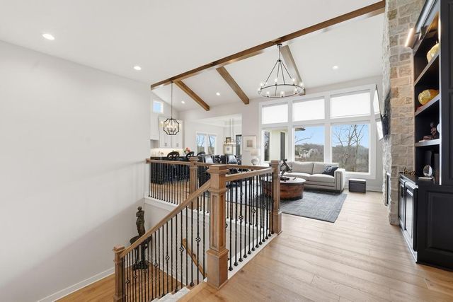 27229 W 100th Terrace, Olathe, KS 66061