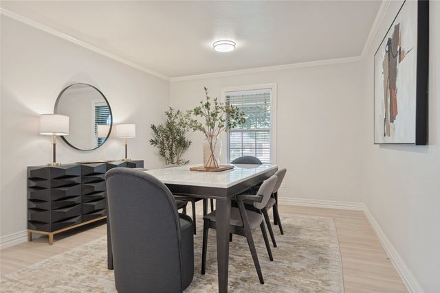 806 Knott Place, Dallas, TX 75208