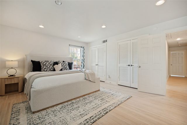 806 Knott Place, Dallas, TX 75208