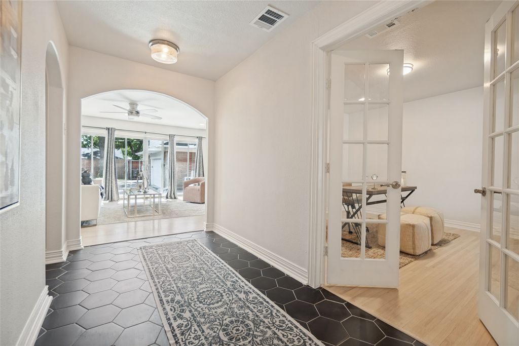 806 Knott Place, Dallas, TX 75208 — photo 3