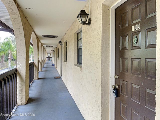205 Palmetto Avenue 109, Merritt Island, FL 32953