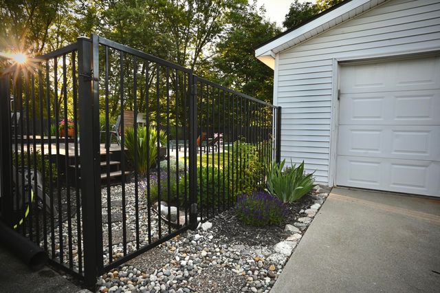 1732 Schuring Road, Portage, MI 49024