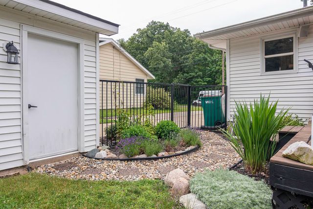 1732 Schuring Road, Portage, MI 49024