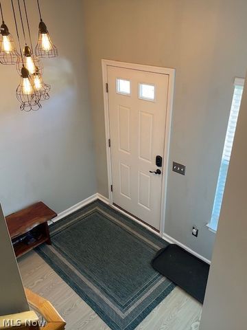 1432 Wellingshire Circle, Cuyahoga Falls, OH 44221