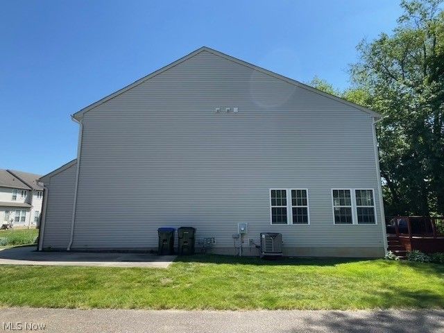 1432 Wellingshire Circle, Cuyahoga Falls, OH 44221