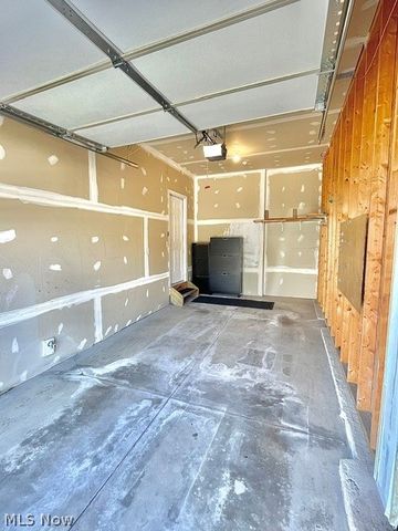 1432 Wellingshire Circle, Cuyahoga Falls, OH 44221