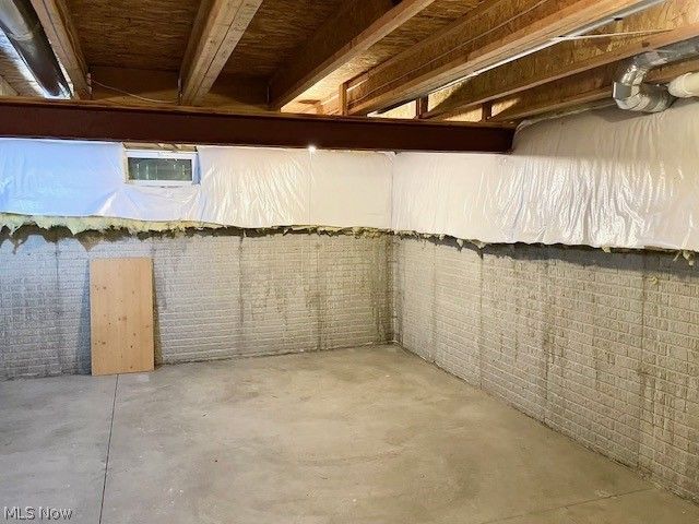 1432 Wellingshire Circle, Cuyahoga Falls, OH 44221