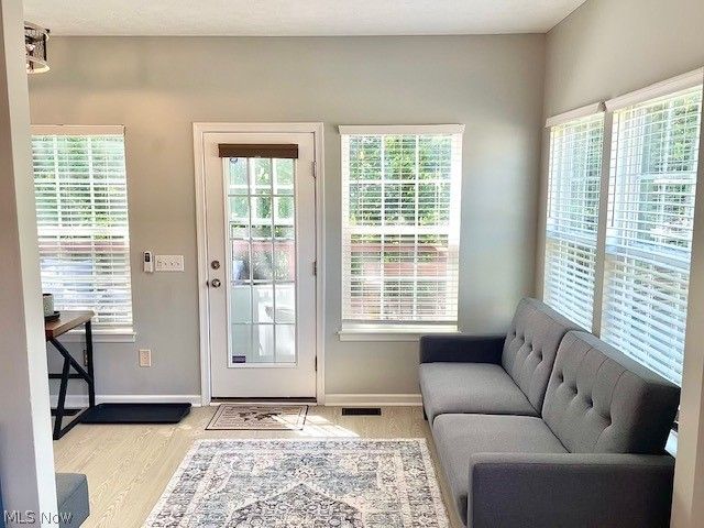 1432 Wellingshire Circle, Cuyahoga Falls, OH 44221