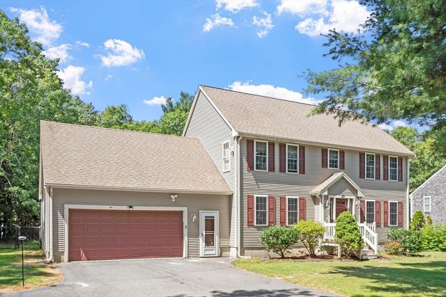 23 Black Cat Rd, Plymouth, MA 02360