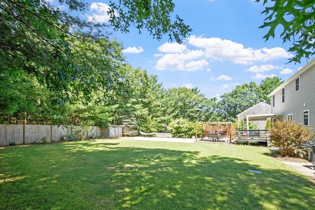 23 Black Cat Rd, Plymouth, MA 02360