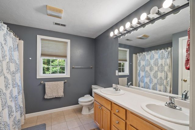 23 Black Cat Rd, Plymouth, MA 02360