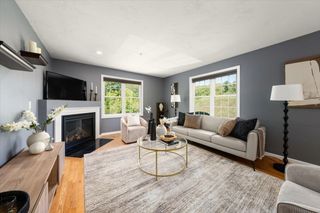 4 Patriots Blvd 4, Hopkinton, MA 01748