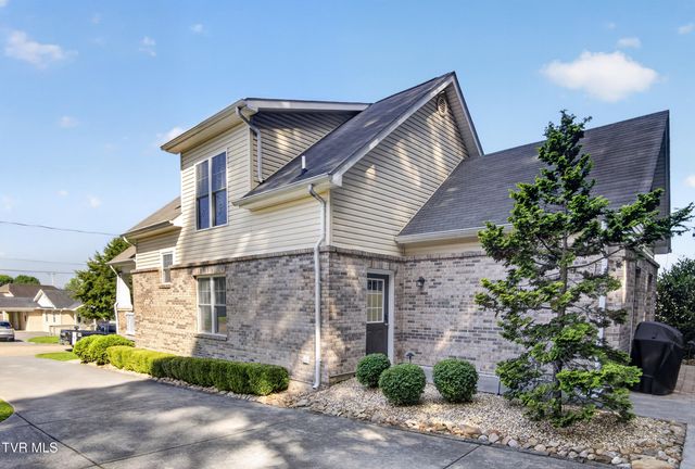 2216 Hiwassee Drive, Kingsport, TN 37664
