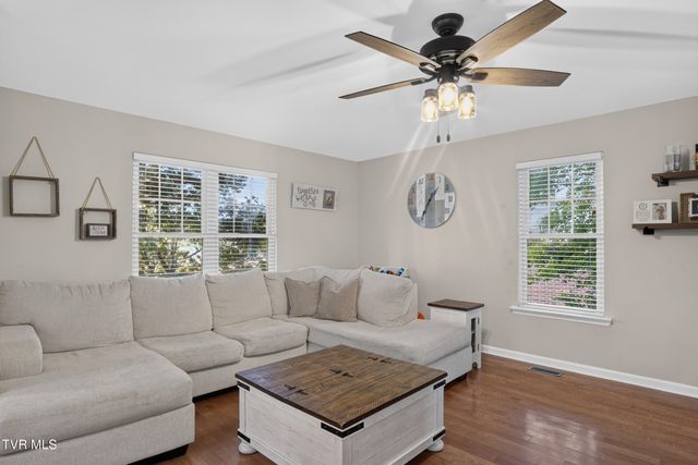 2216 Hiwassee Drive, Kingsport, TN 37664