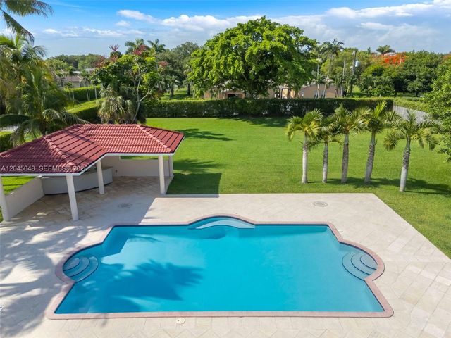 9900 SW 62nd Street, Miami, FL 33173