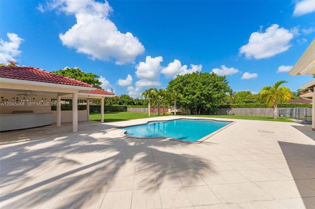 9900 SW 62nd Street, Miami, FL 33173
