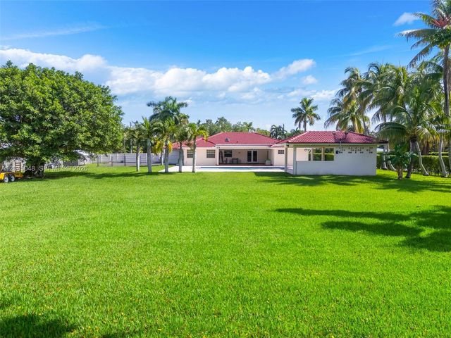 9900 SW 62nd Street, Miami, FL 33173