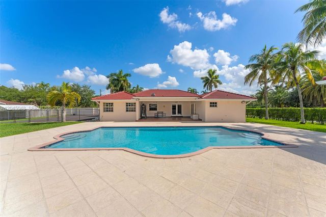 9900 SW 62nd Street, Miami, FL 33173