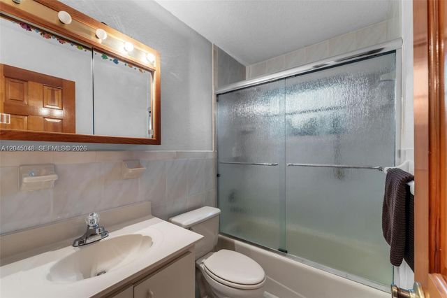 9900 SW 62nd Street, Miami, FL 33173