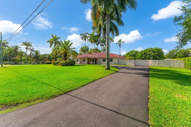 9900 SW 62nd Street, Miami, FL 33173