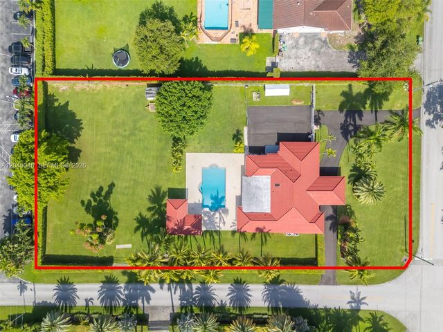 9900 SW 62nd Street, Miami, FL 33173