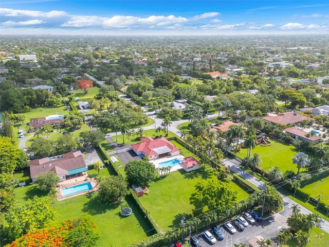 9900 SW 62nd Street, Miami, FL 33173