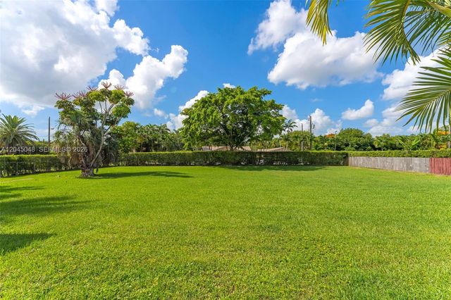 9900 SW 62nd Street, Miami, FL 33173