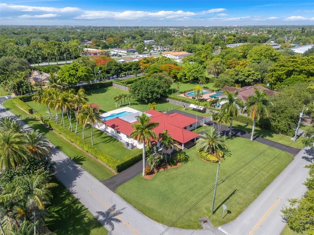 9900 SW 62nd Street, Miami, FL 33173
