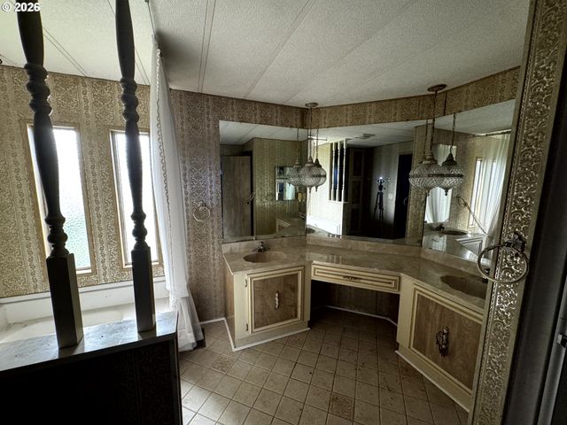 16812 Se 1ST St 60, Vancouver, WA 98684