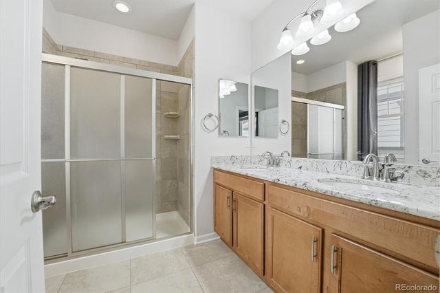 25561 E 5th Place, Aurora, CO 80018